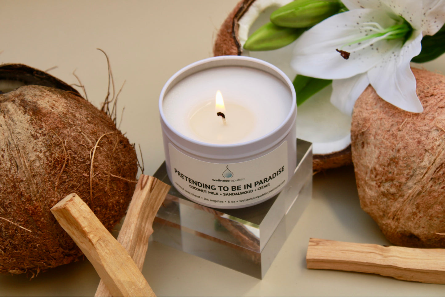 Pretending to be in Paradise Candle
